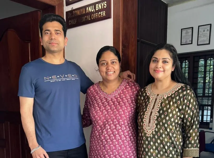 Ramesh Kalyan & Wife